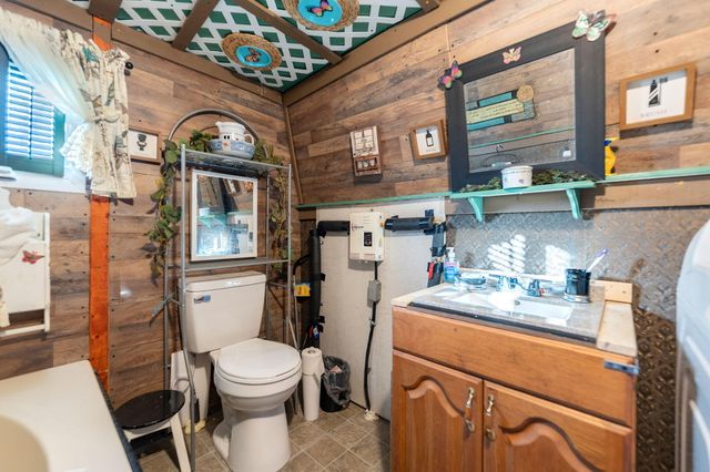 24 Sulphur Springs Hollow Road, Somerset, KY 42501