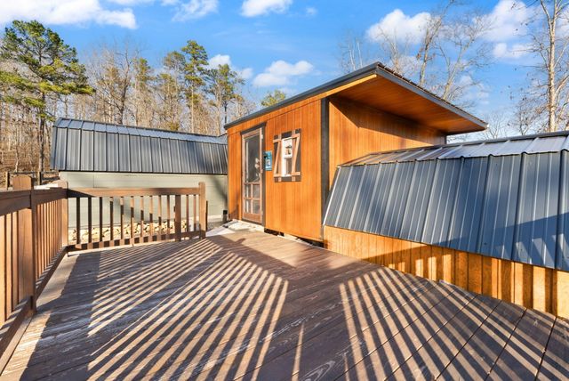 24 Sulphur Springs Hollow Road, Somerset, KY 42501