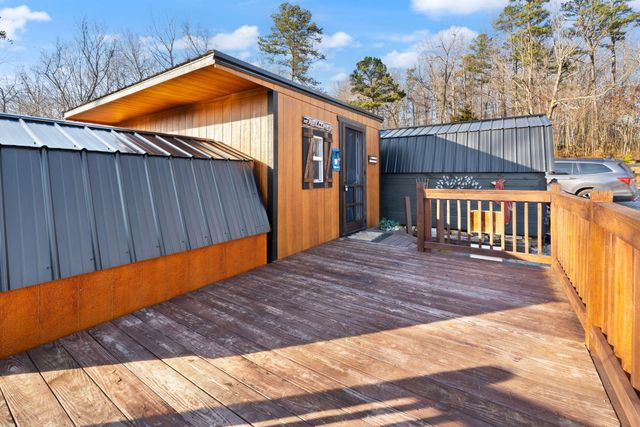 24 Sulphur Springs Hollow Road, Somerset, KY 42501