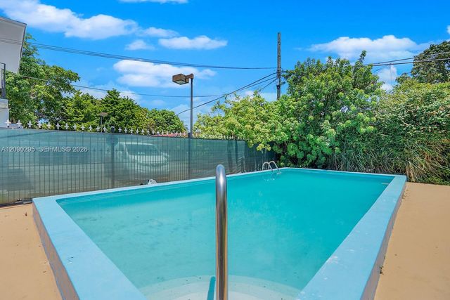 975 SW 10th Street 3, Miami, FL 33130