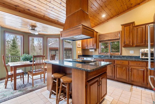 6659 E Cty Rd B, South Range, WI 54874