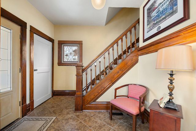 1150 Churchill Street, Saint Paul, MN 55103