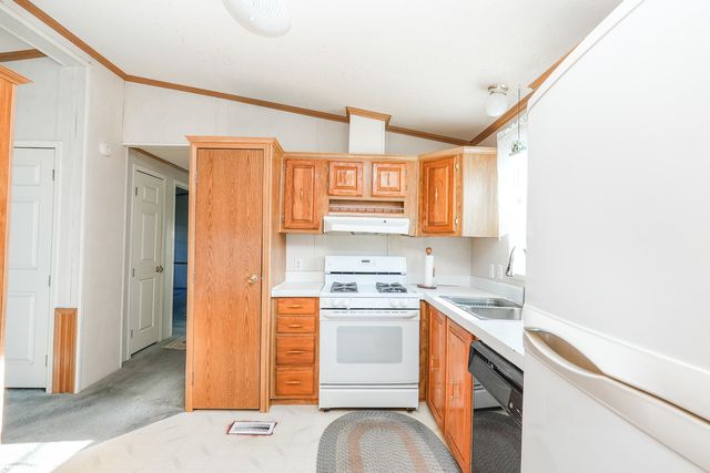 81 Sugar Court, Manteno, IL 60950