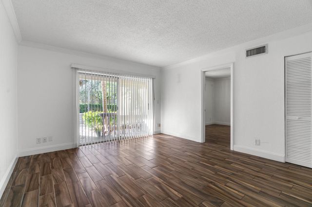 6181 NW 57TH Street 107, Tamarac, FL 33319