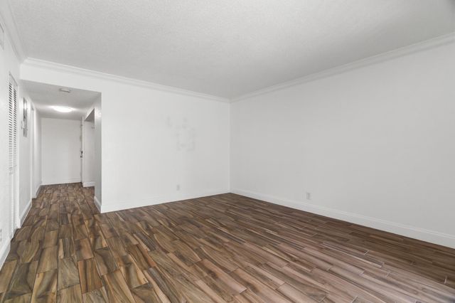 6181 NW 57TH Street 107, Tamarac, FL 33319
