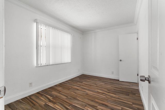 6181 NW 57TH Street 107, Tamarac, FL 33319