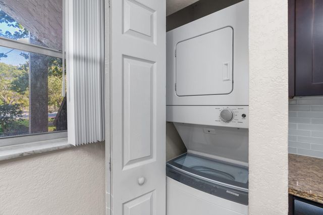 6181 NW 57TH Street 107, Tamarac, FL 33319