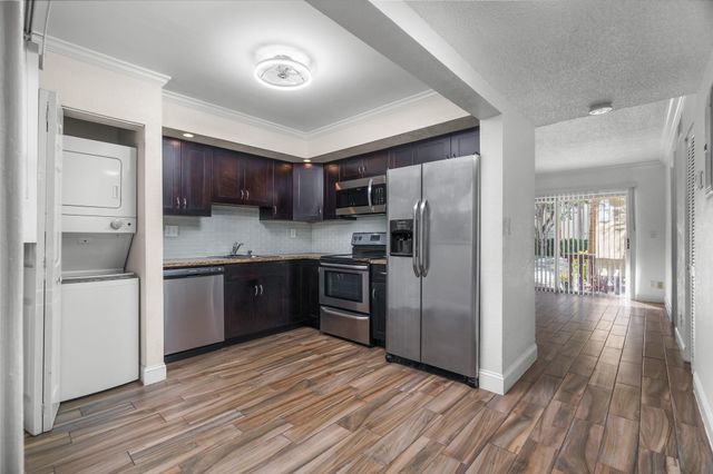 6181 NW 57TH Street 107, Tamarac, FL 33319