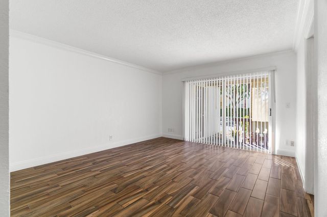 6181 NW 57TH Street 107, Tamarac, FL 33319