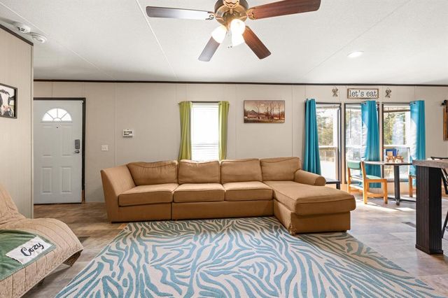 6220 N Anderson Road, Guthrie, OK 73044