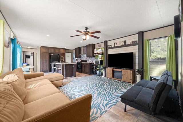 6220 N Anderson Road, Guthrie, OK 73044