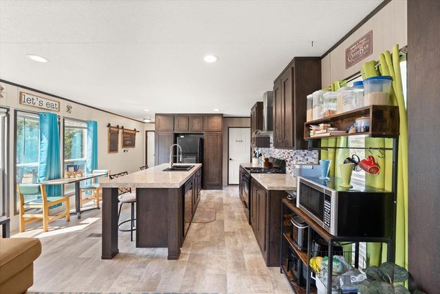 6220 N Anderson Road, Guthrie, OK 73044