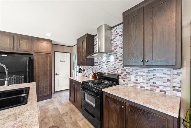 6220 N Anderson Road, Guthrie, OK 73044