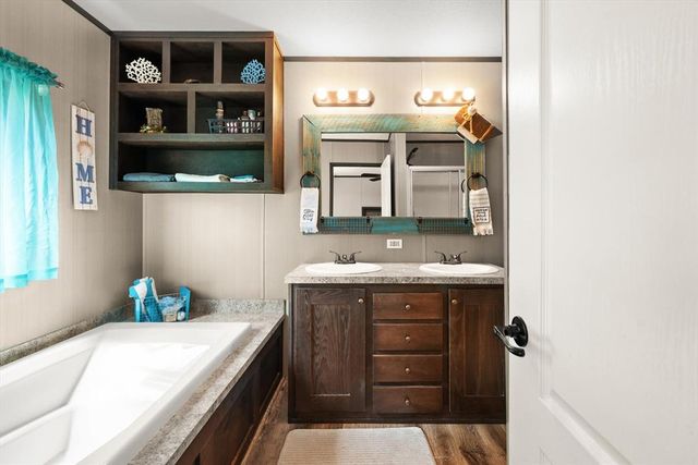 6220 N Anderson Road, Guthrie, OK 73044