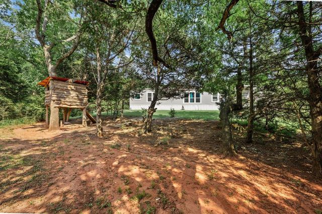 6220 N Anderson Road, Guthrie, OK 73044