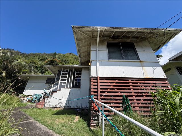 2350 Jasmine Street, Honolulu, HI 96816