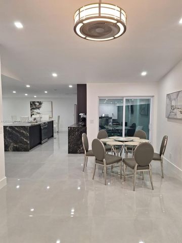 4440 SW 14 pl, Cape Coral, FL 33991