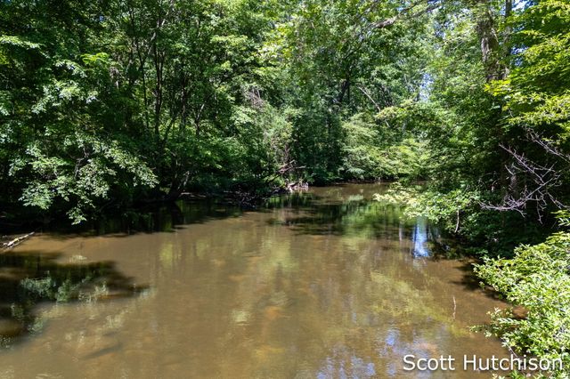 2710 12 Mile Road NE, Rockford, MI 49341