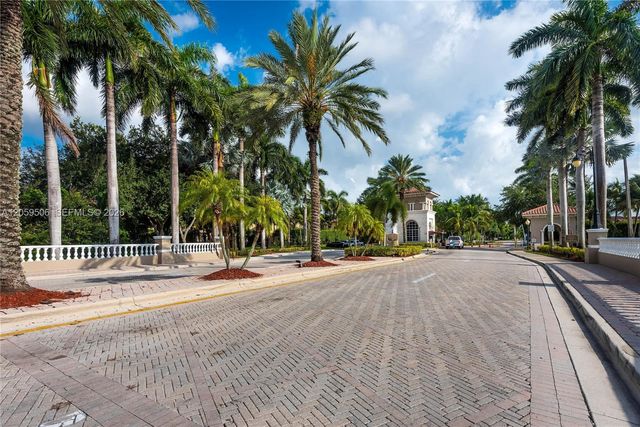 5271 SW 141st Terrace, Miramar, FL 33027