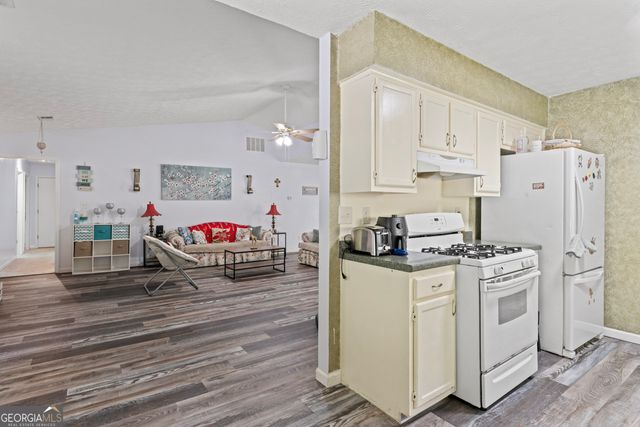 1738 Sherry Lane, Jonesboro, GA 30236