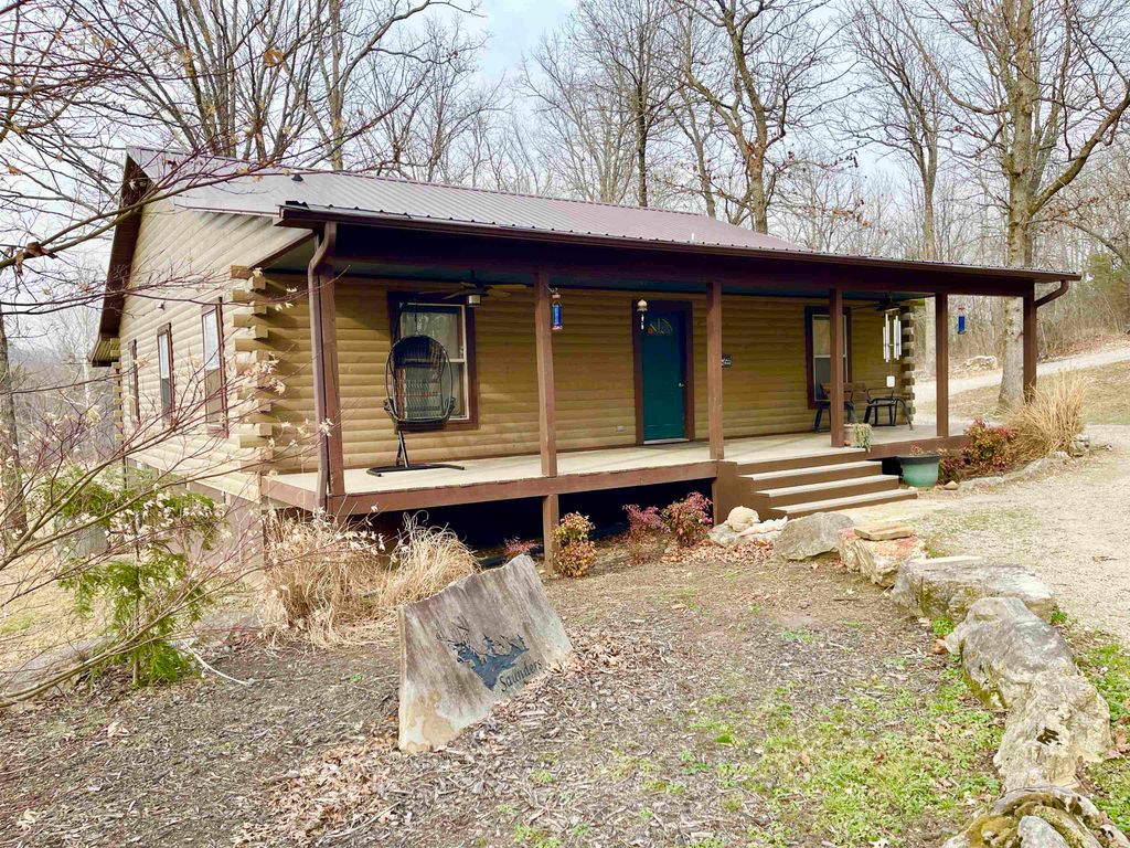 122 Runway Lane, Salem, AR 72576