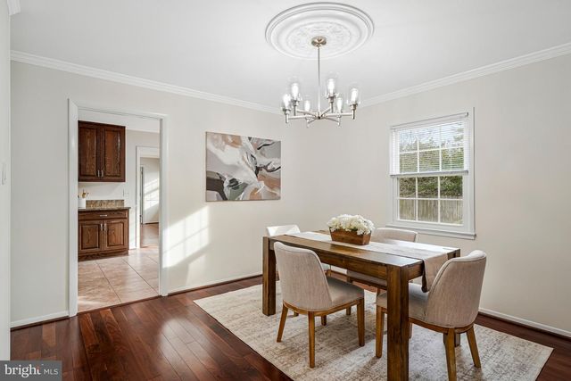 13107 PENNYPACKER LN, Fairfax, VA 22033