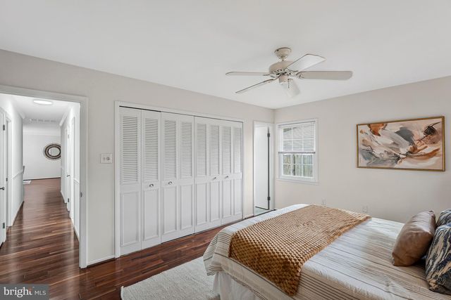 13107 PENNYPACKER LN, Fairfax, VA 22033