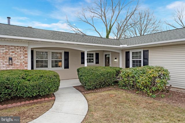 13107 PENNYPACKER LN, Fairfax, VA 22033