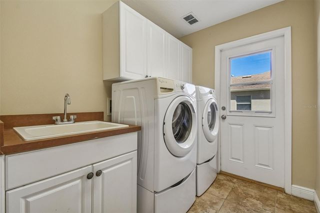 614 VINTAGE WAY, Brandon, FL 33511