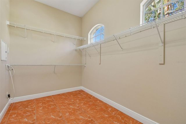 614 VINTAGE WAY, Brandon, FL 33511