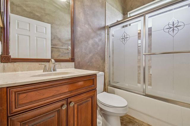 614 VINTAGE WAY, Brandon, FL 33511