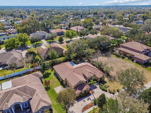 614 VINTAGE WAY, Brandon, FL 33511