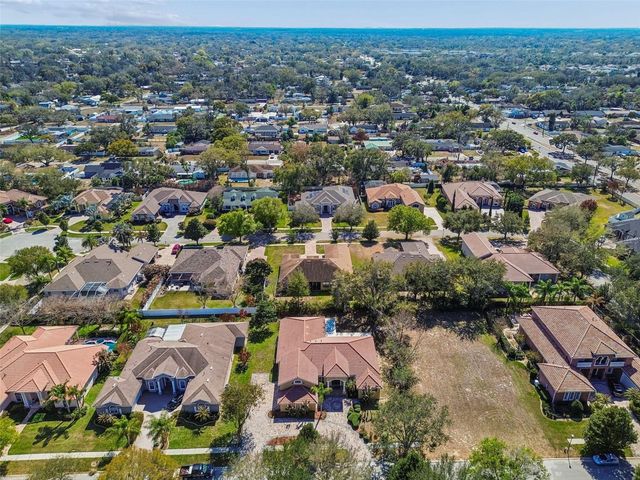 614 VINTAGE WAY, Brandon, FL 33511