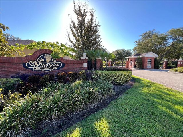 614 VINTAGE WAY, Brandon, FL 33511