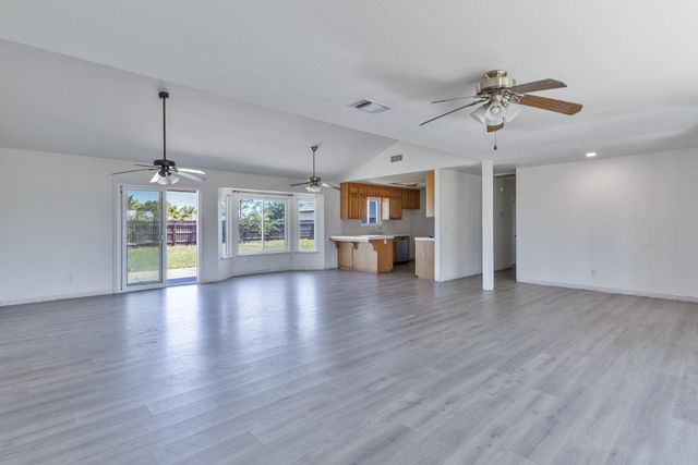 36805 Blanca Avenue, Madera, CA 93636