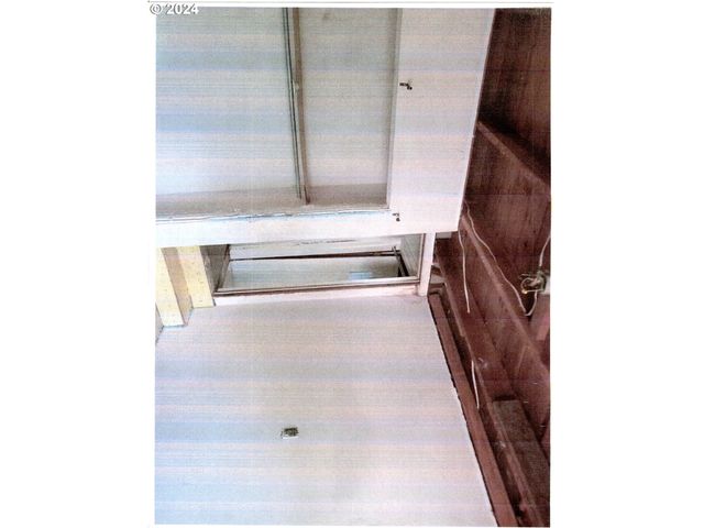 689 south end Rd, Oregon City, OR 97045
