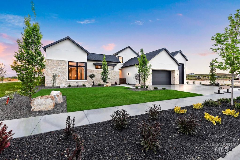 3671 N Harvest Moon Way, Eagle, ID 83616 photo 2