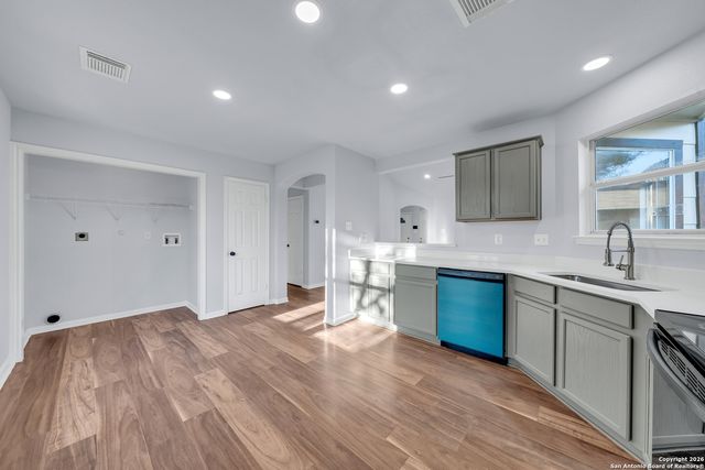 4027 Albright, San Antonio, TX 78247