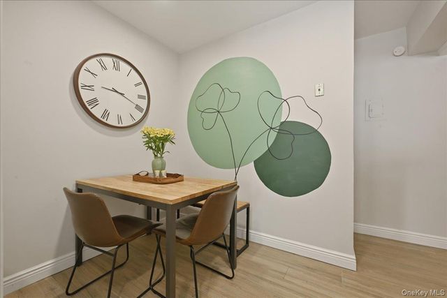 200 Atlantic Avenue Apartment 107, Lynbrook, NY 11563