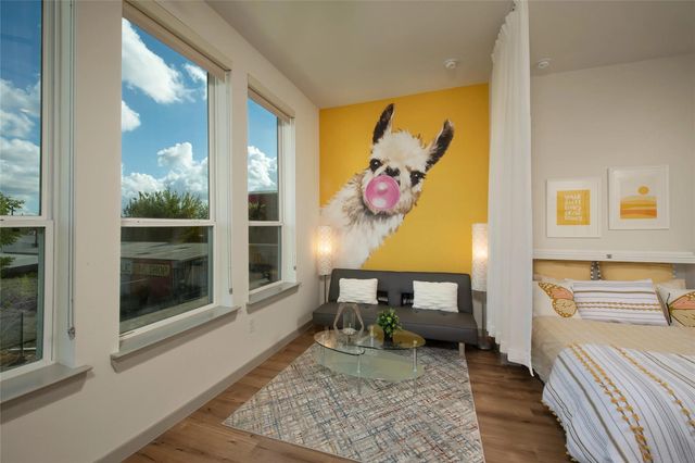 1107 Shepherd Drive 529, Houston, TX 77007