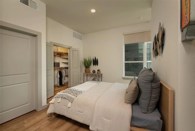 1107 Shepherd Drive 529, Houston, TX 77007