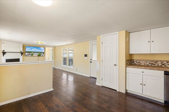 6606 Ashley Court, Granbury, TX 76049