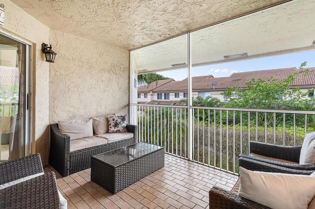 6626 Via Regina, Boca Raton, FL 33433