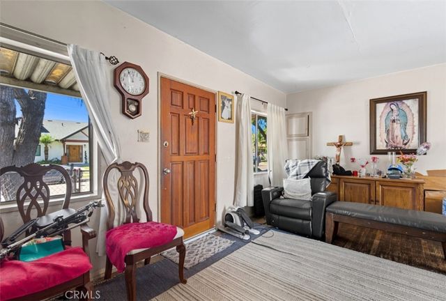 7633 Racine Ave, Paramount, CA 90723