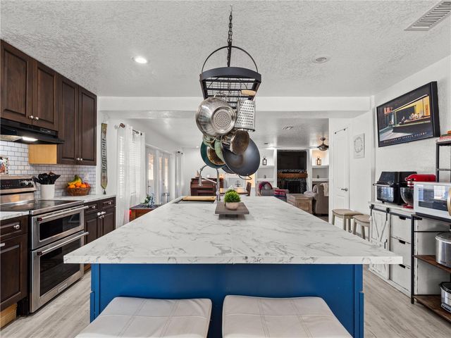 14 WHETSTONE LANE, Palm Coast, FL 32164