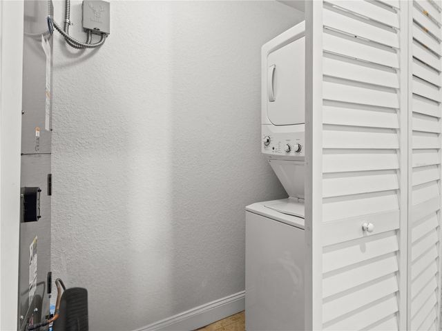 14 WHETSTONE LANE, Palm Coast, FL 32164