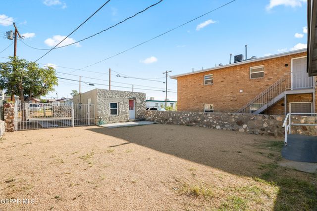 2721 SACRAMENTO Avenue, El Paso, TX 79930