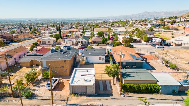 2721 SACRAMENTO Avenue, El Paso, TX 79930