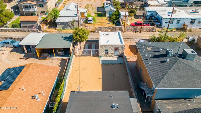 2721 SACRAMENTO Avenue, El Paso, TX 79930