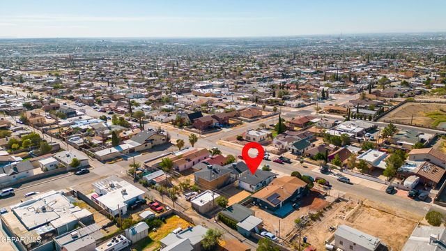 2721 SACRAMENTO Avenue, El Paso, TX 79930